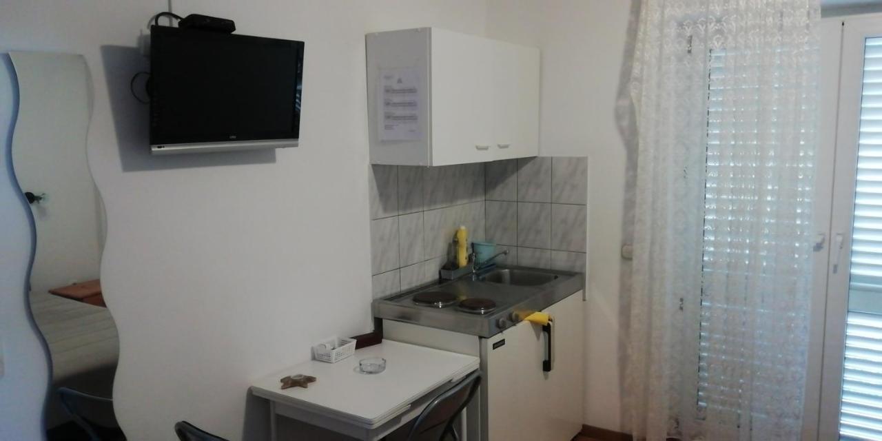 Apartments Bibijana ปาโกชตาเน ภายนอก รูปภาพ